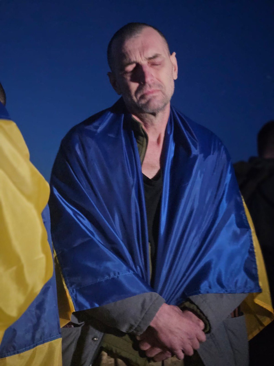 Ukraine repatriates 90 POWs, including Mariupol and Chornobyl defenders