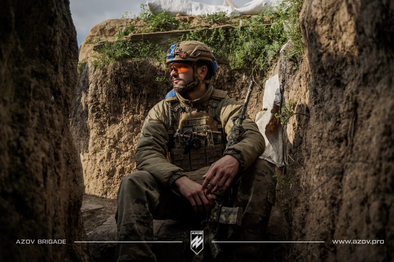 Azov Infantry on occupied positions in southern direction