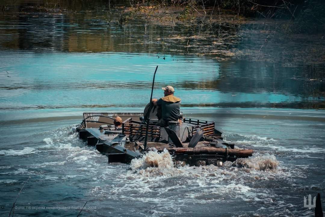 BMP Crews Hone Water Obstacle Crossing Skills for Victory