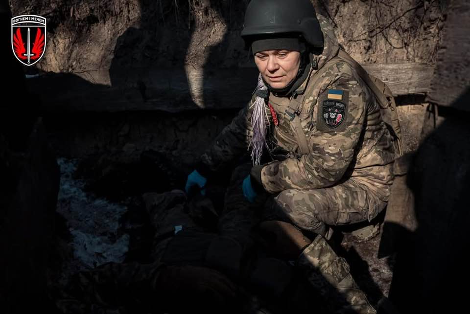 Volontaire devenue combattante et médecin de guerre