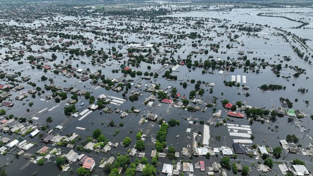 Russians Destroy Kakhovka Dam
