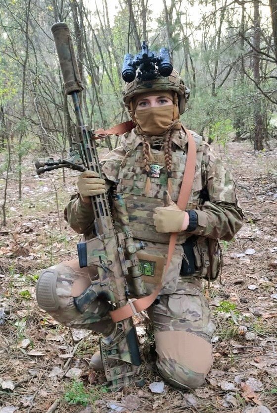 Sniper Oleksandra Receives Night Vision Optics