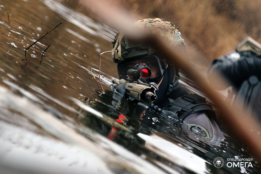 Ukrainian military defiance and commitment to the defense of land