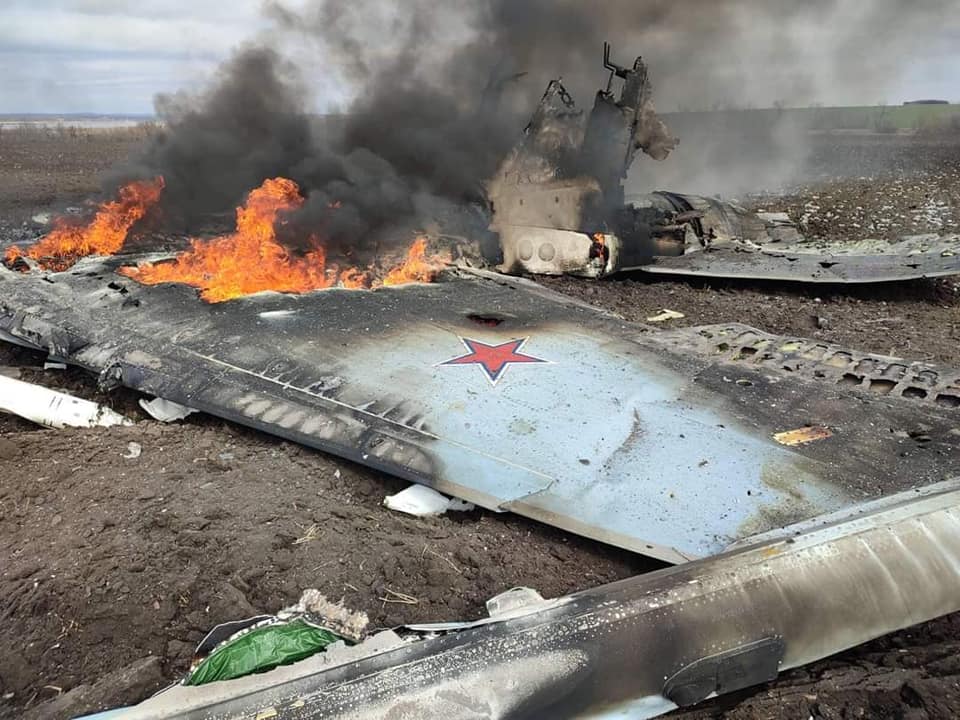 General Staff shows photo of enemy Su-35 debris