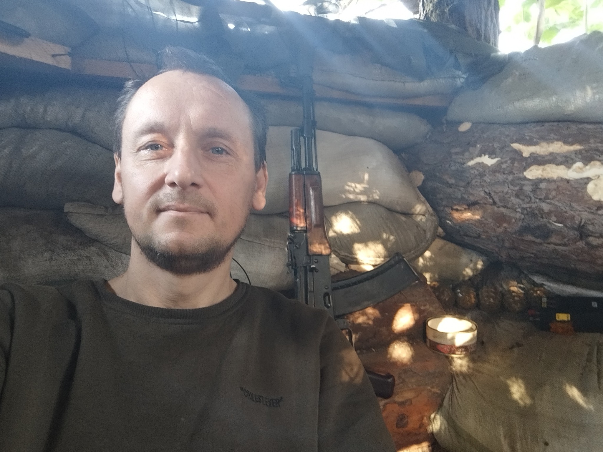 Ukrainian soldier breaks out after 100 days, buried twice