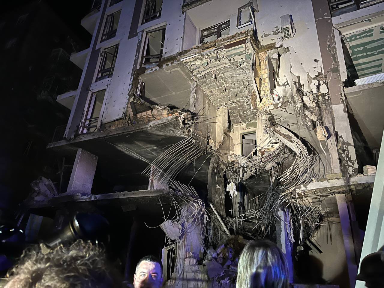 Kyiv rocket attack on residential building injures 10, 4 hospitalized