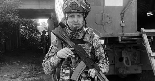 Hommage aux héros ukrainiens et internationaux tombés