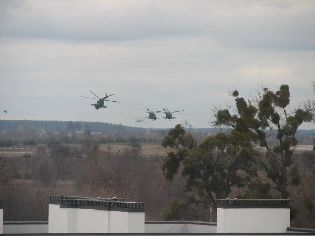 Russian helicopters attack Hostomel near Kyiv