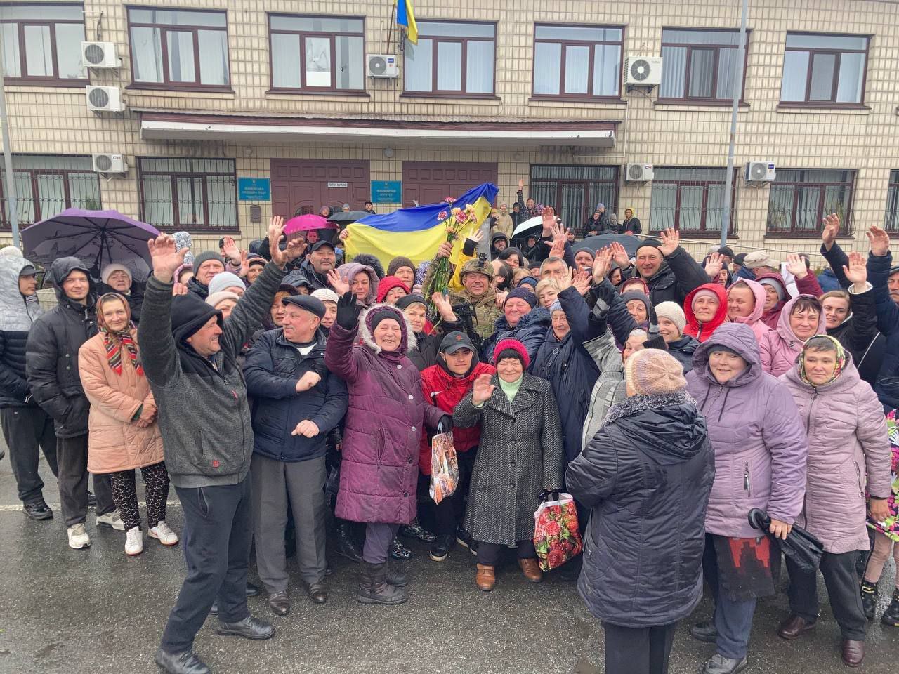 Russian invaders leave Ivankiv village in Kyiv Oblast