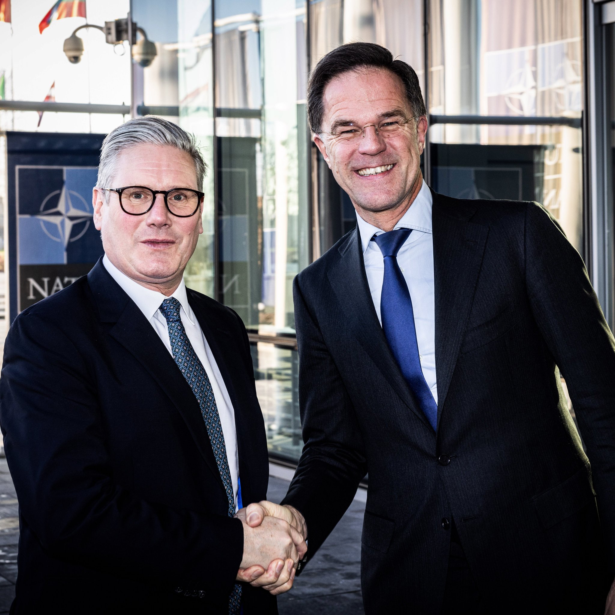 NATO chief meets UK PM, thanks for contributions and Ukraine support