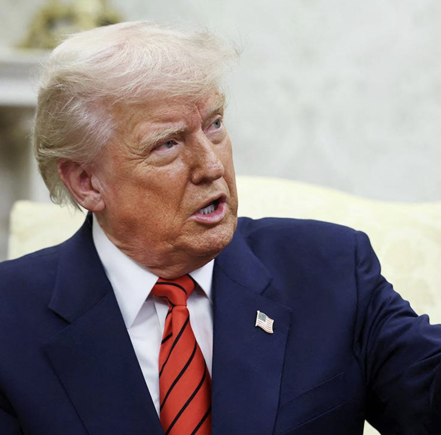 Trump unveils controversial peace plan