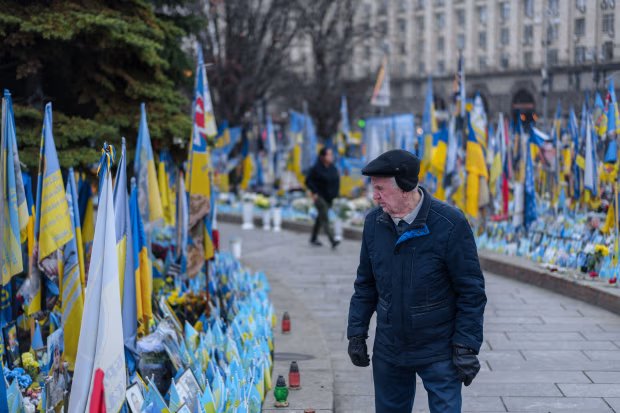 Ukraine between Russian attacks and US pressure over Trump peace deal