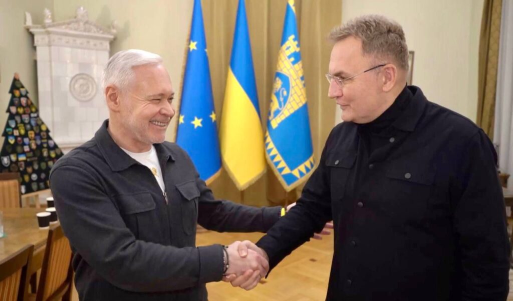 War reshapes Ukraine: Kharkiv under fire, Lviv booms