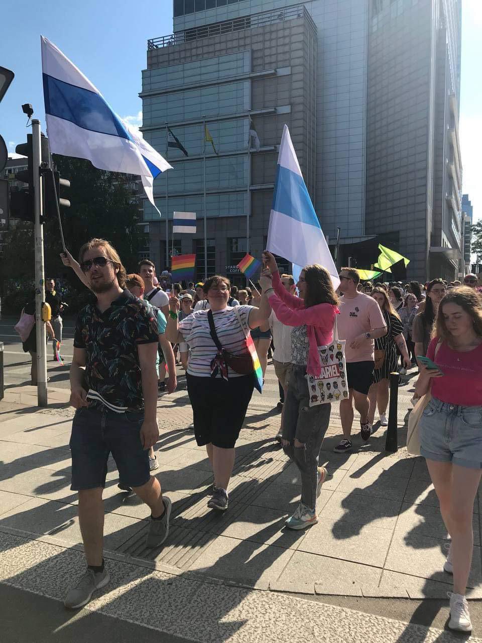 Russian flags at Kyiv Pride in Warsaw despite ban