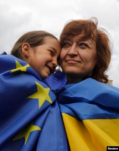 Key factors for Ukraine’s victory: sanctions, weapons, EU membership, Russia isolation