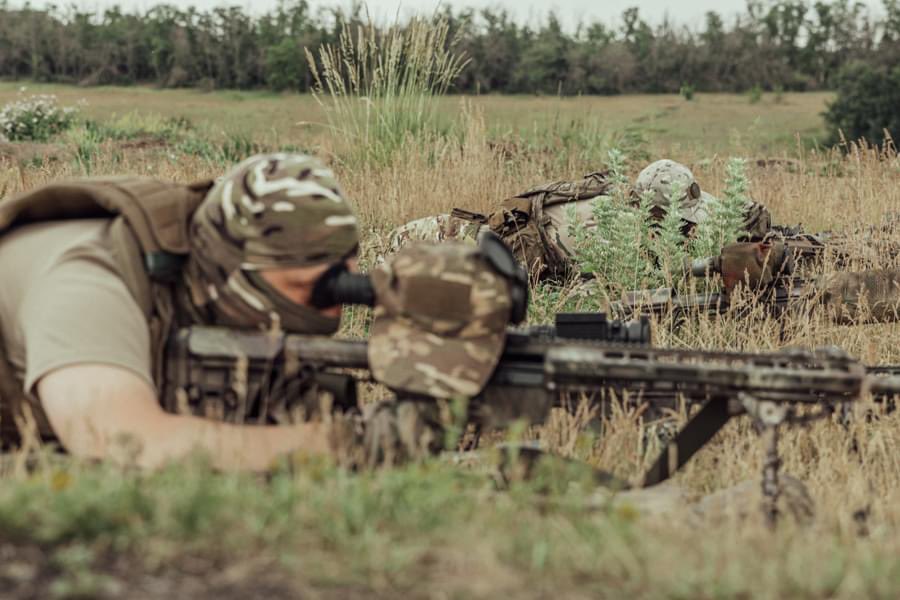 National Guard units destroy 30 dugouts and neutralize 412 occupiers