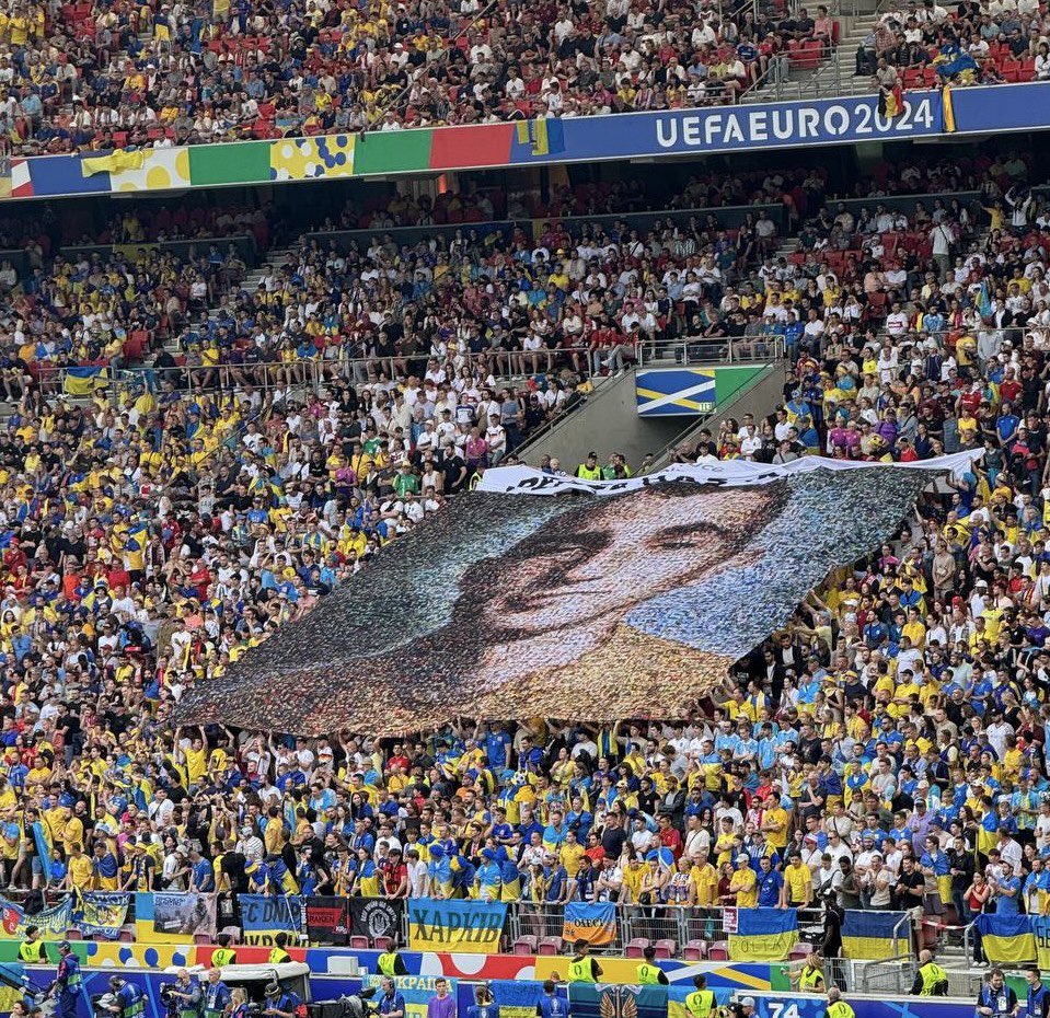 Ukrainian fan honors fallen soldier Nazariy Hryntsevich at EURO2024 match