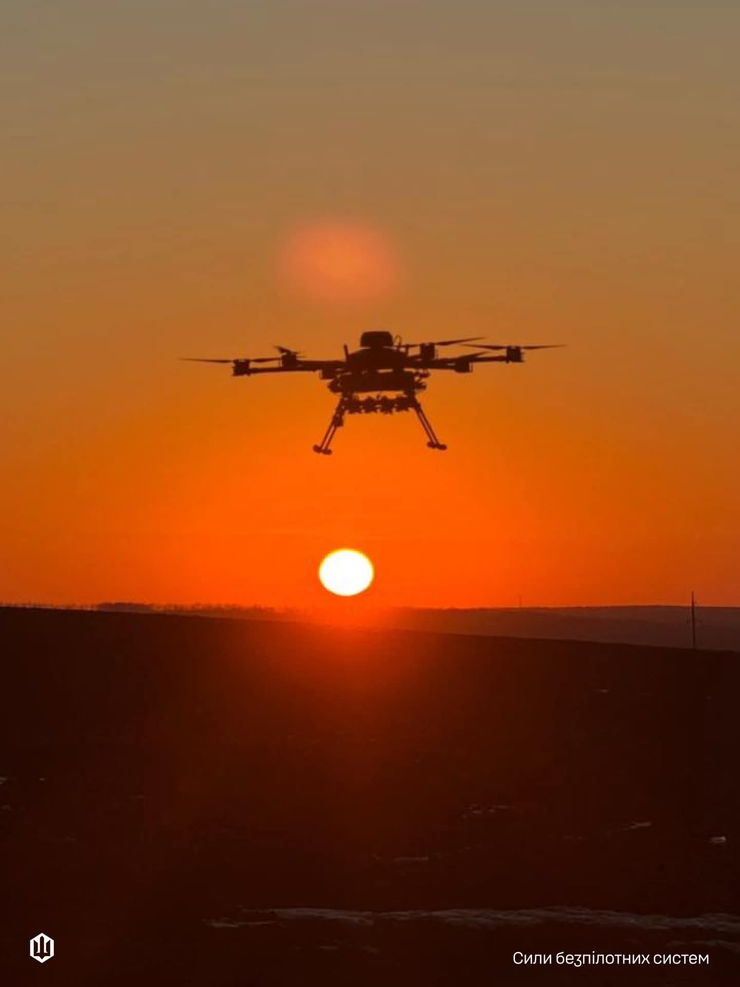 Ukrainian UAV operators continue work as night falls