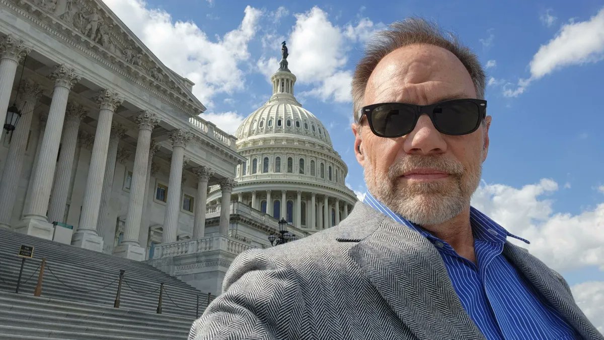 CIA veteran: US gave Ukraine weapons to bleed, not win, over nuclear fears