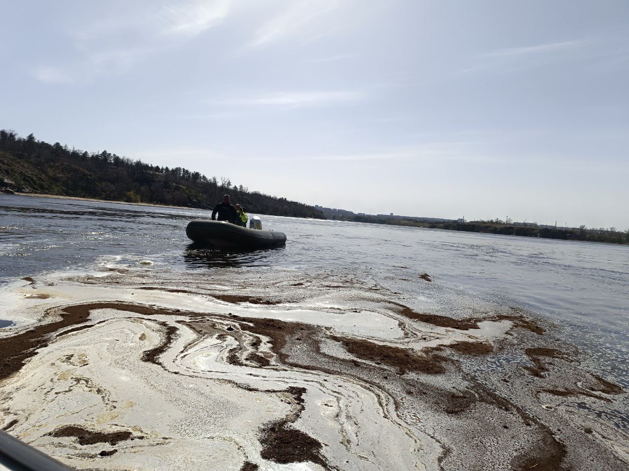 Russia’s bombing of Ukraine’s largest hydro plant causes massive fuel spills