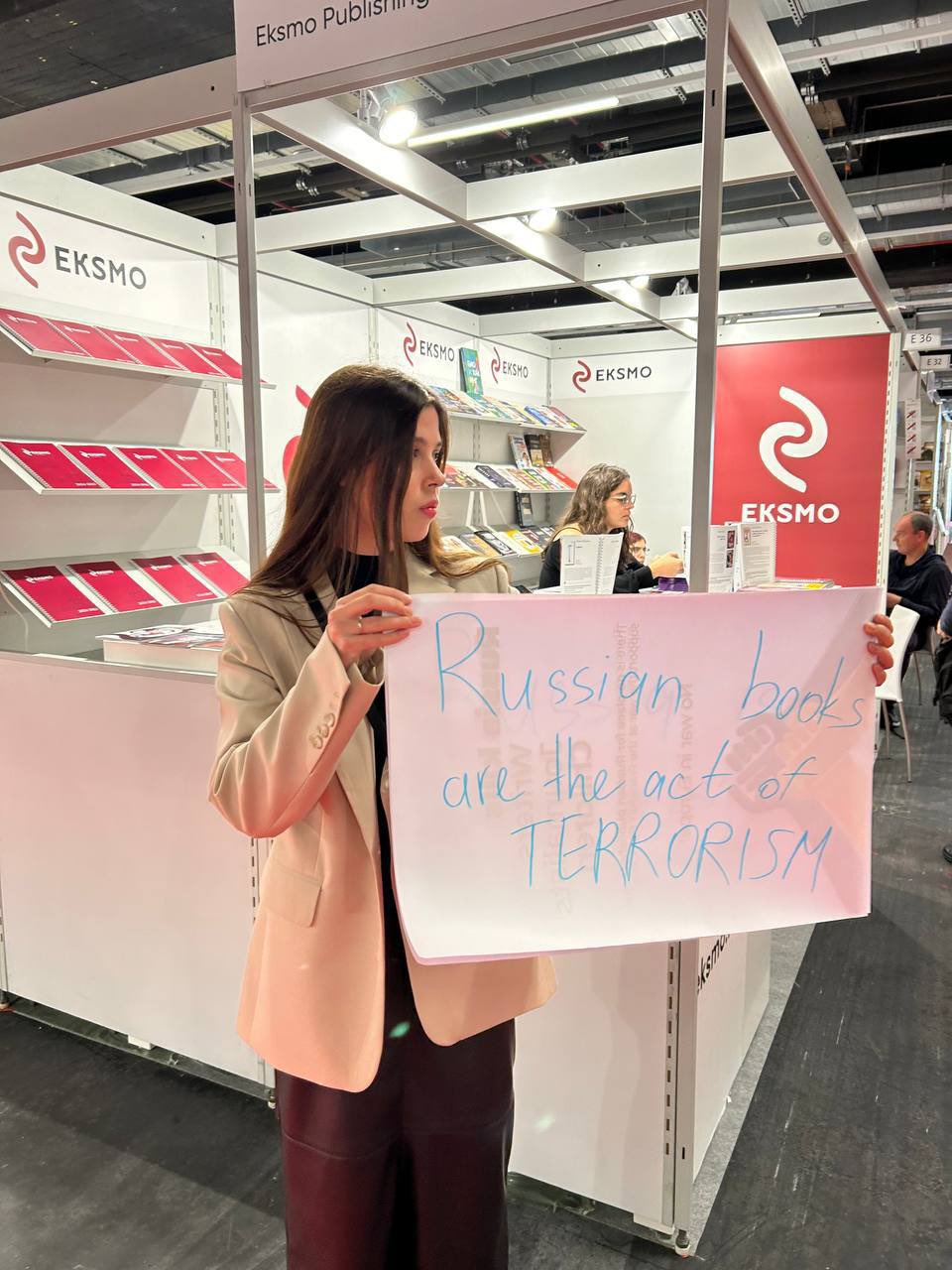 Ukrainians traumatized by Russian stand at book fair amidst ongoing violence