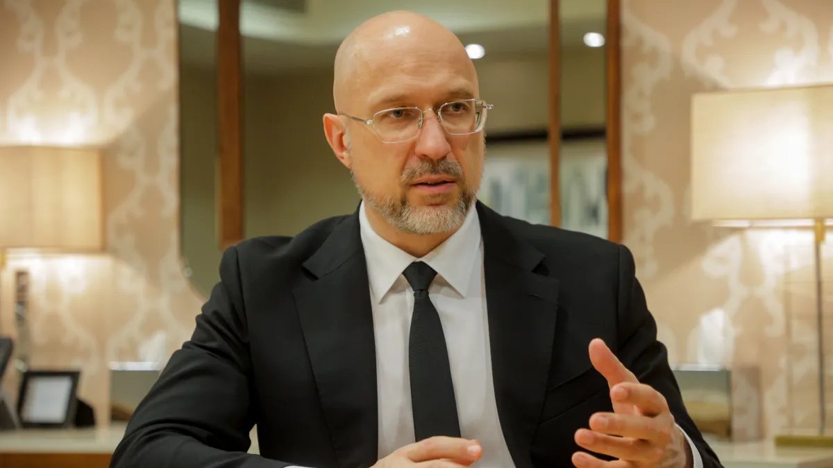Ukraine minister warns Russia gears for war with NATO
