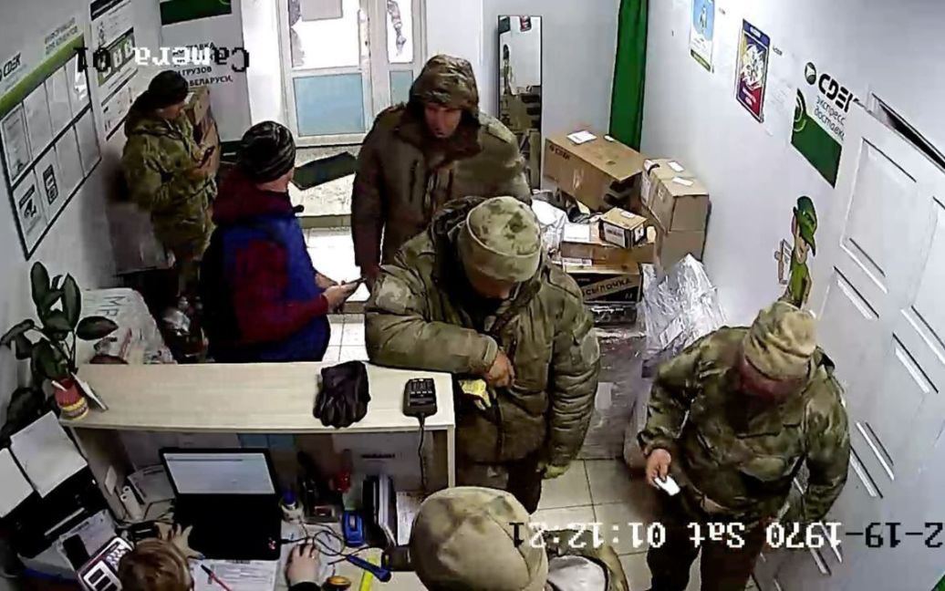 CDEK stops broadcasts showing Russian soldiers sending loot from Ukraine
