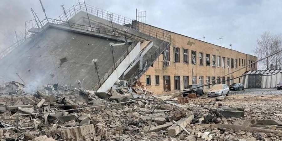 8 Russian missiles strike Vinnytsia airport (8 missiles)