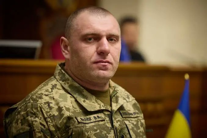 Zelenskyy rumored to fire spy chief; top commanders publicly support him