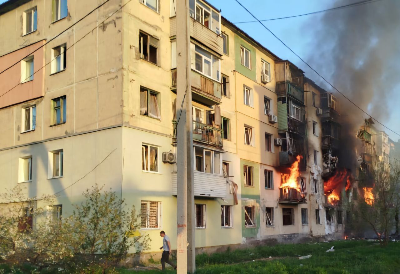 Russian drone strike kills three injures 14 in Pavlohrad