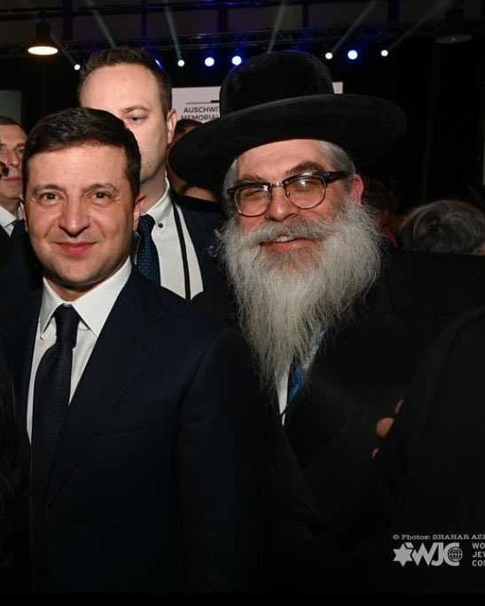 Putin claims two people in picture are neo-Nazis