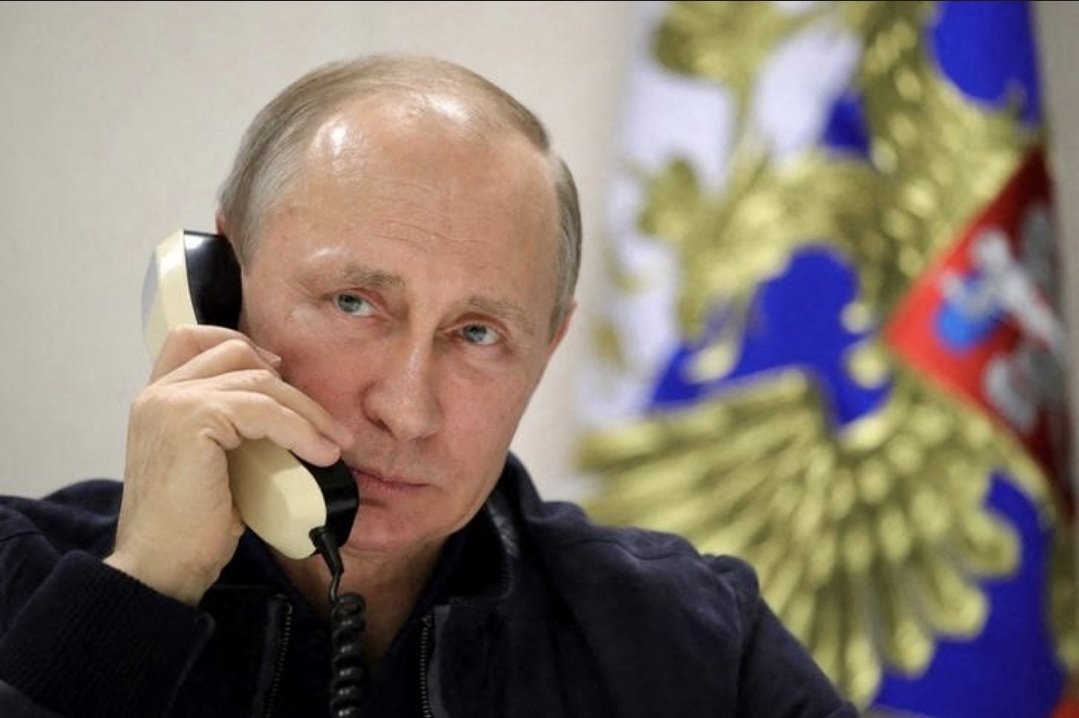 Kremlin blames drones as cellphone internet collapses across 73 Russian regions
