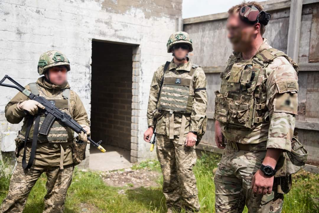British train Ukrainians in urban combat