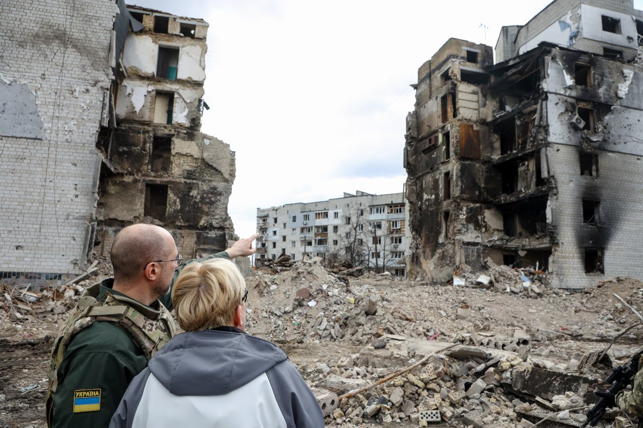 Lithuanian PM visits Borodyanka, destroyed by Russian troops