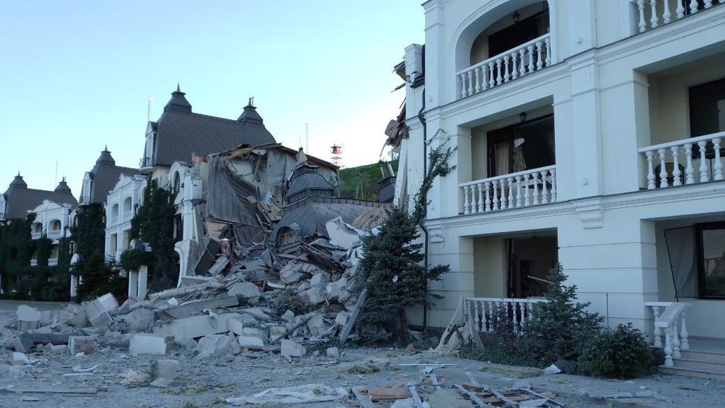 Russian missiles hit houses in Odesa