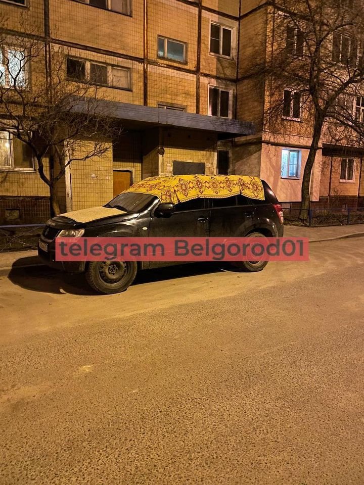 Belgorod residents tarp cars against frequent drone/rocket attacks.