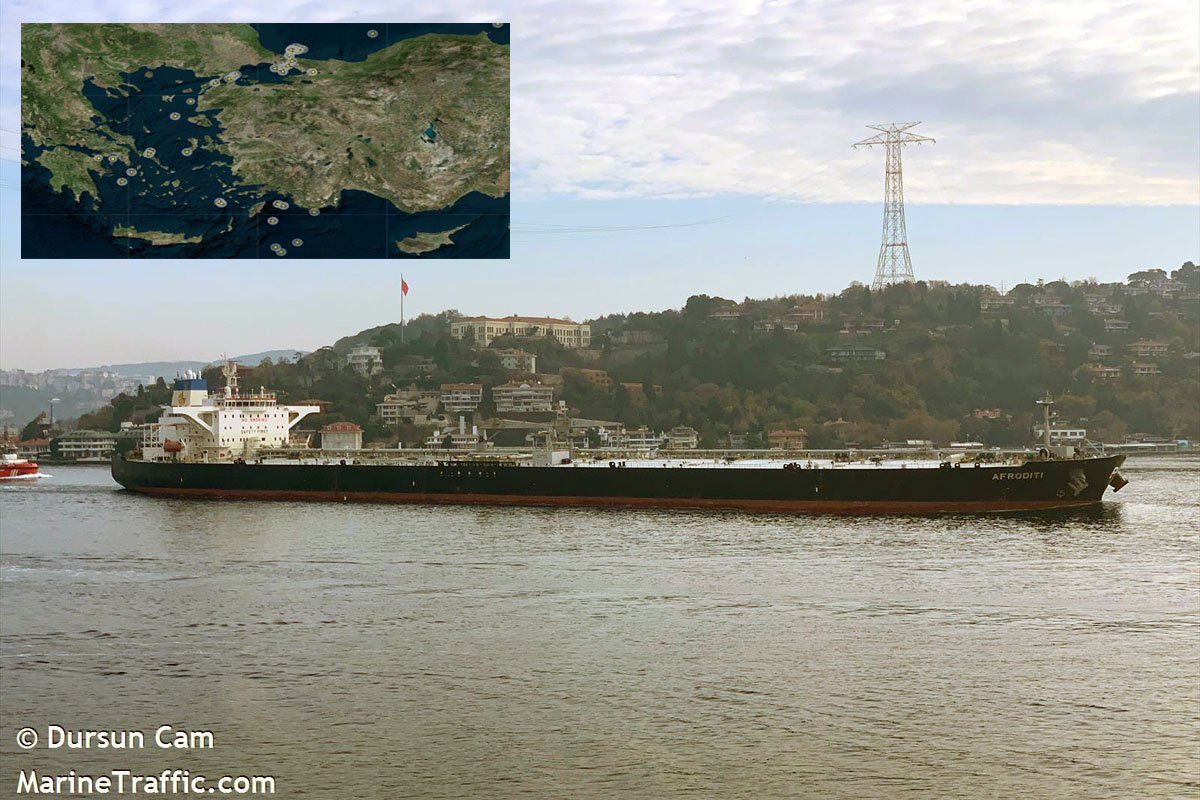 8 tankers transport 1M tons of Russian oil