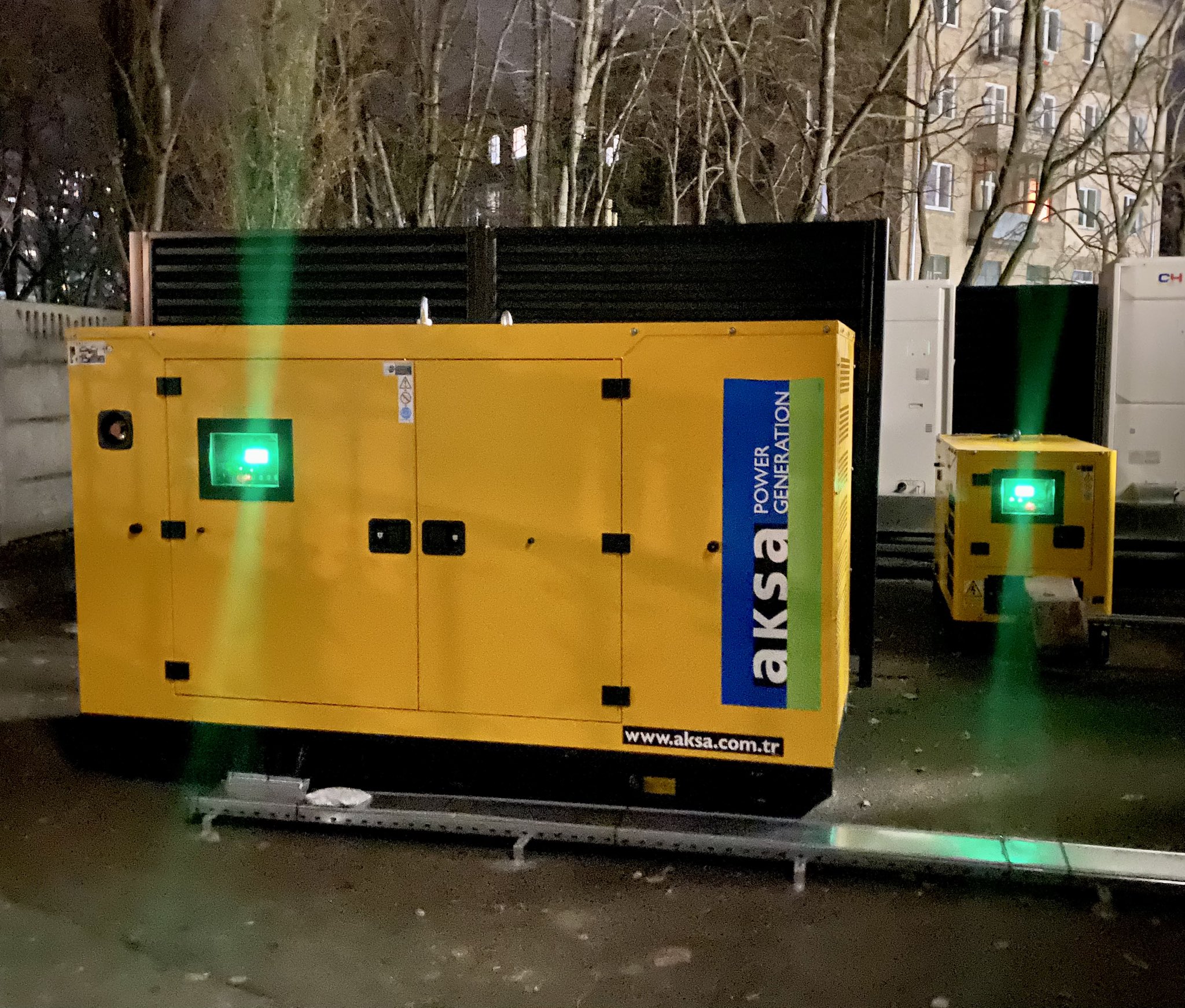 University tests generator for classes; no missile attacks on New Year’s Eve