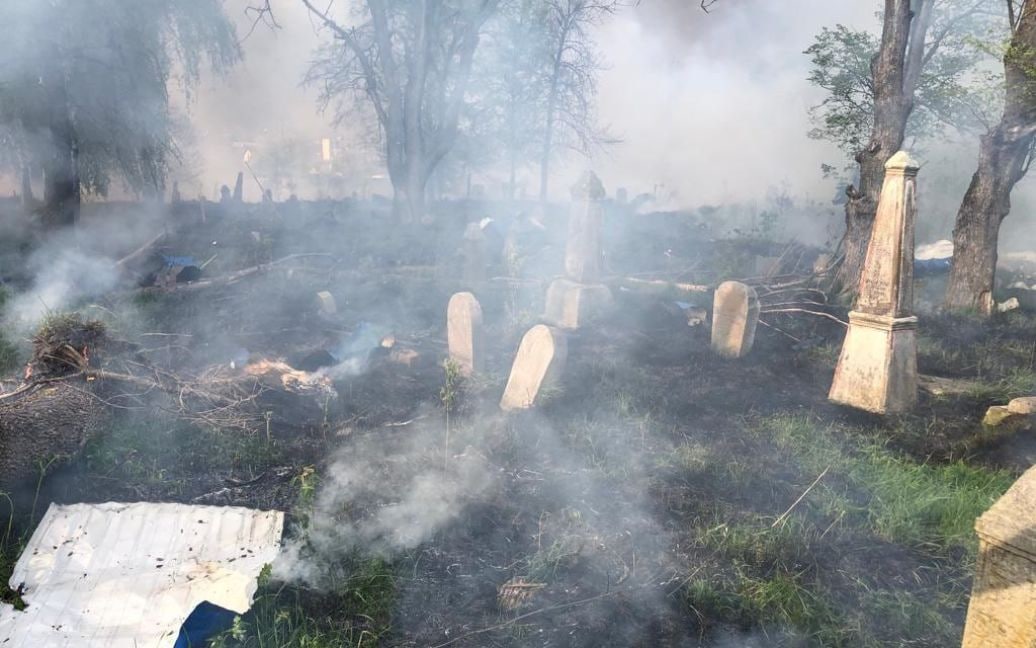 Missile hits Jewish cemetery in Hlukhiv, Sumy region