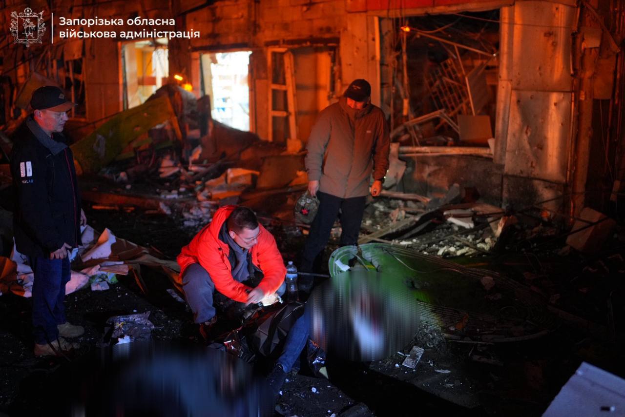 Russian attack kills civilians in Zaporizhzhia
