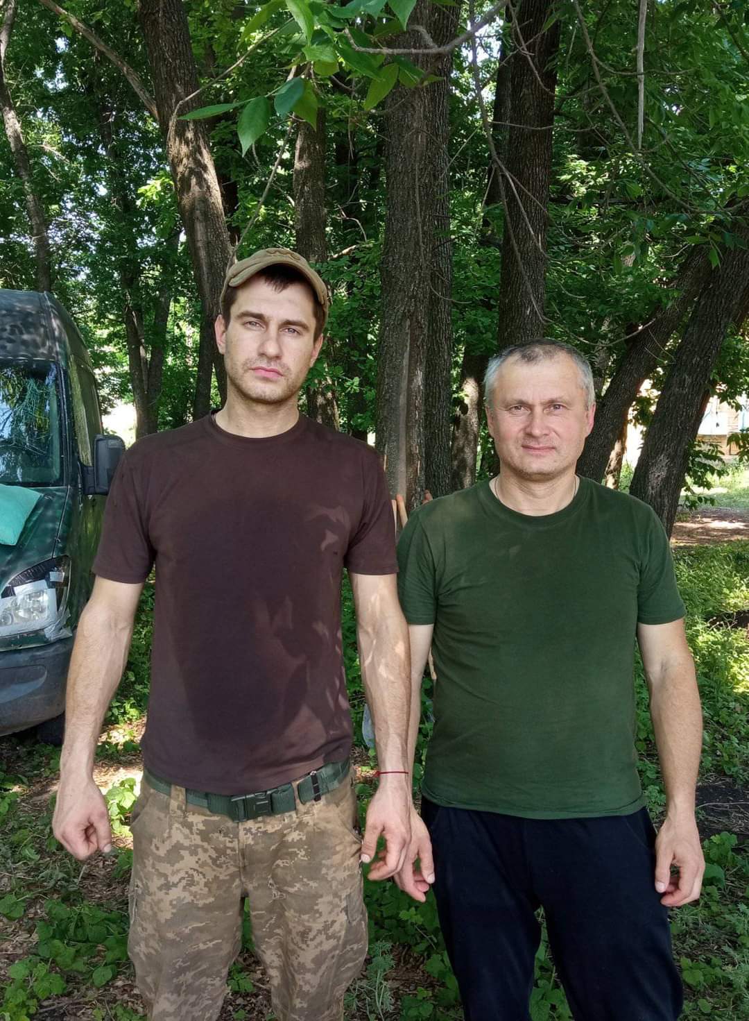 Father Carries Son’s Body From Battlefield After Heroic Death