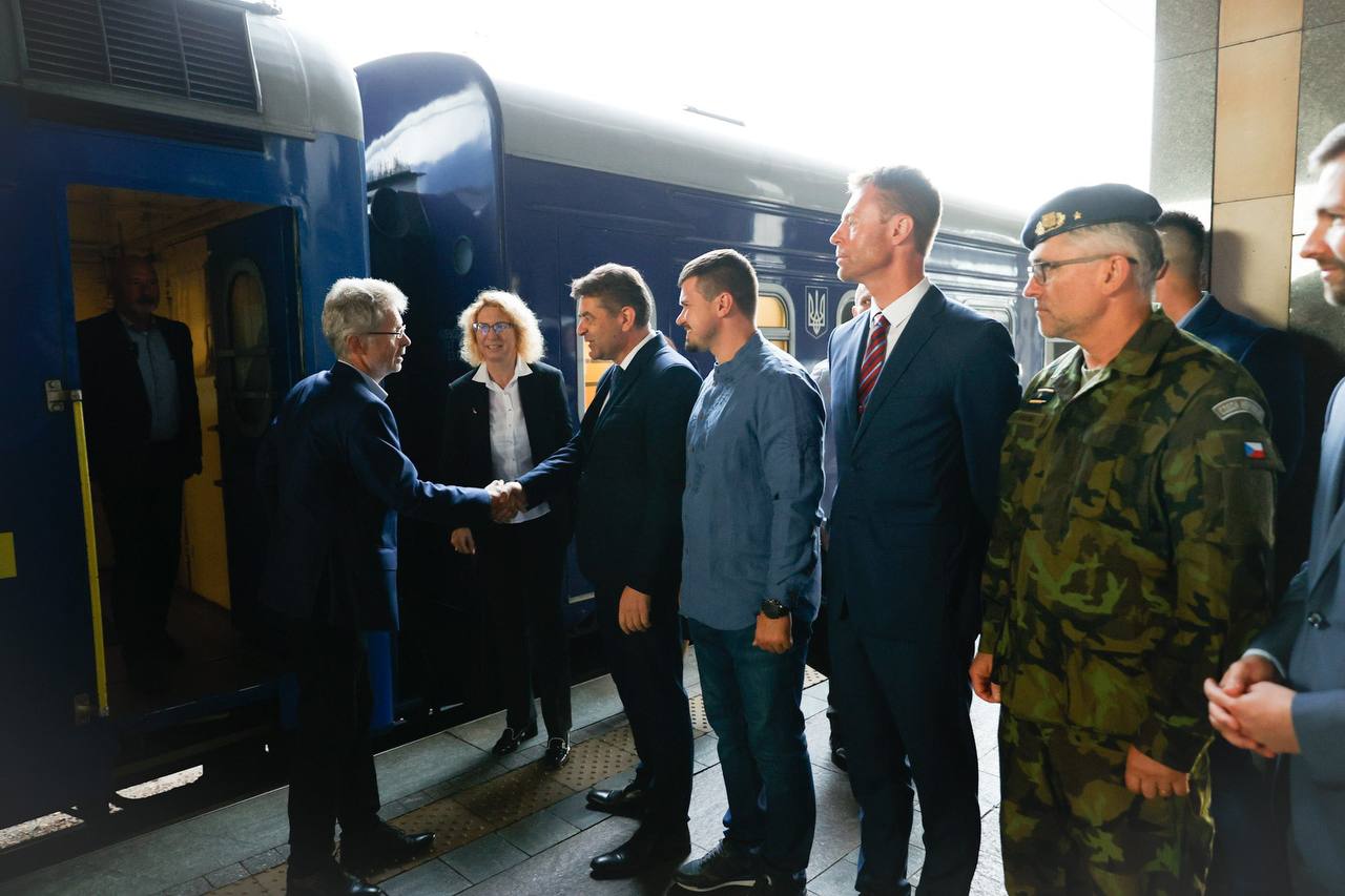 Lithuanian, Czech, Latvian leaders in Kyiv for Crimean Platform