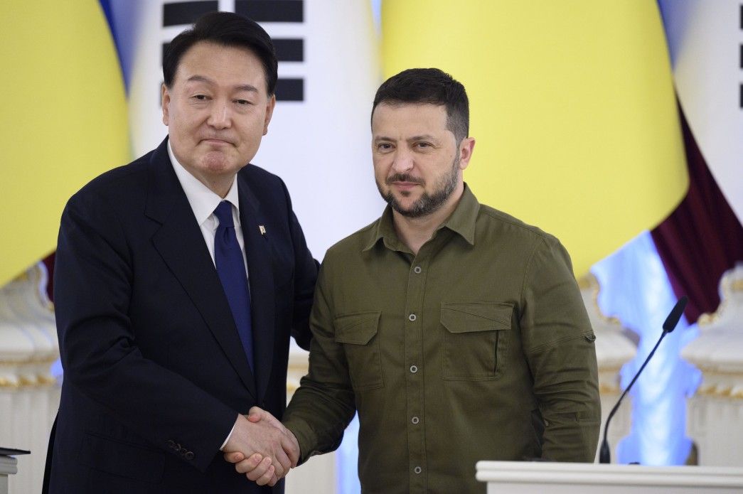 NATO and South Korea consider aid to Ukraine