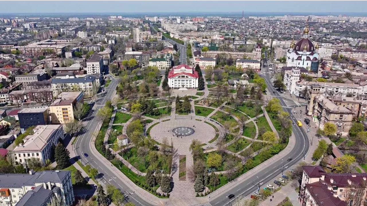 Mariupol before and after Russians came