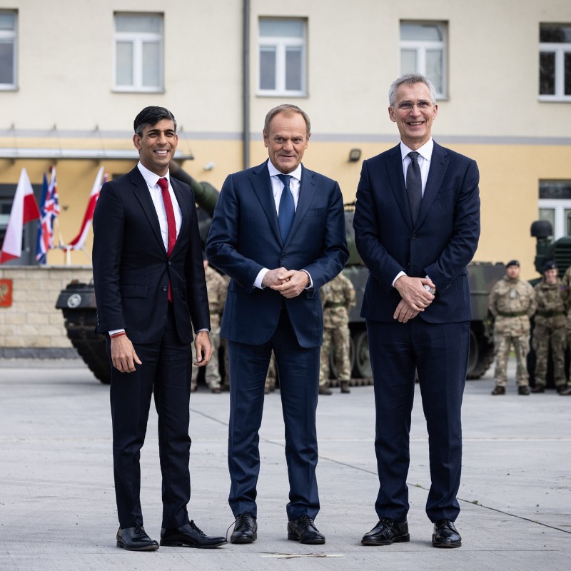 NATO chief meets Polish and UK PMs, welcomes new Ukraine support