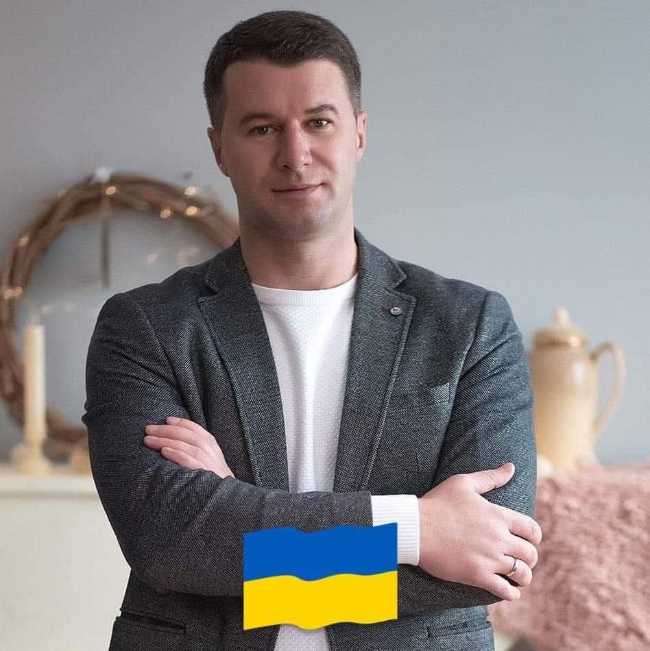Russian forces kidnap mayor Oleksandr Koshelevych, who surrendered himself for his father.