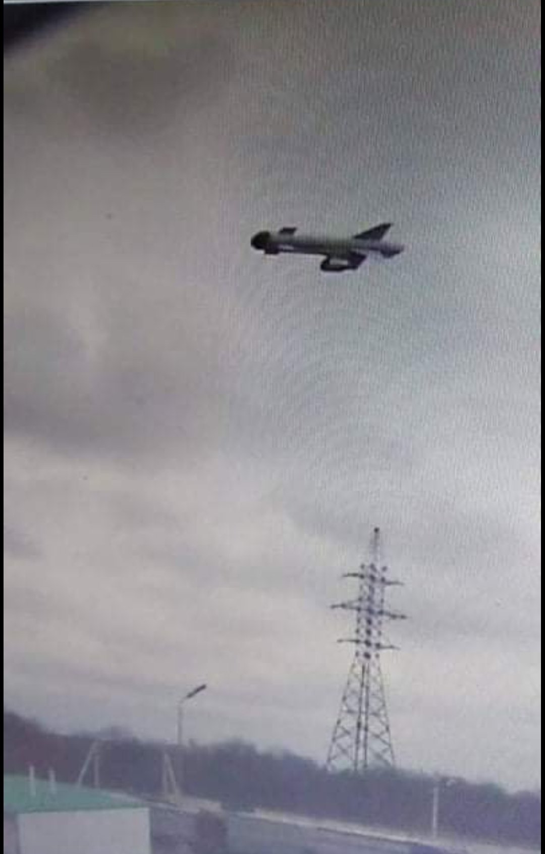 Russian missile destroys Mykolayiv grain elevator, paralyzing operations