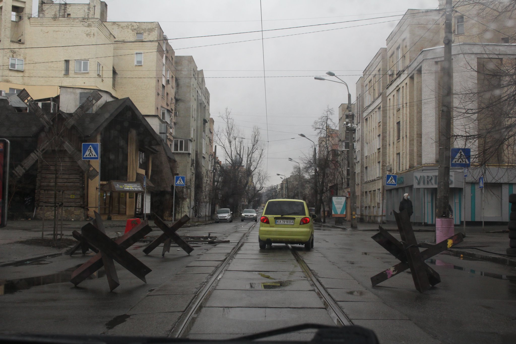Anti-tank hedgehogs in Podil… Russia will pay for this