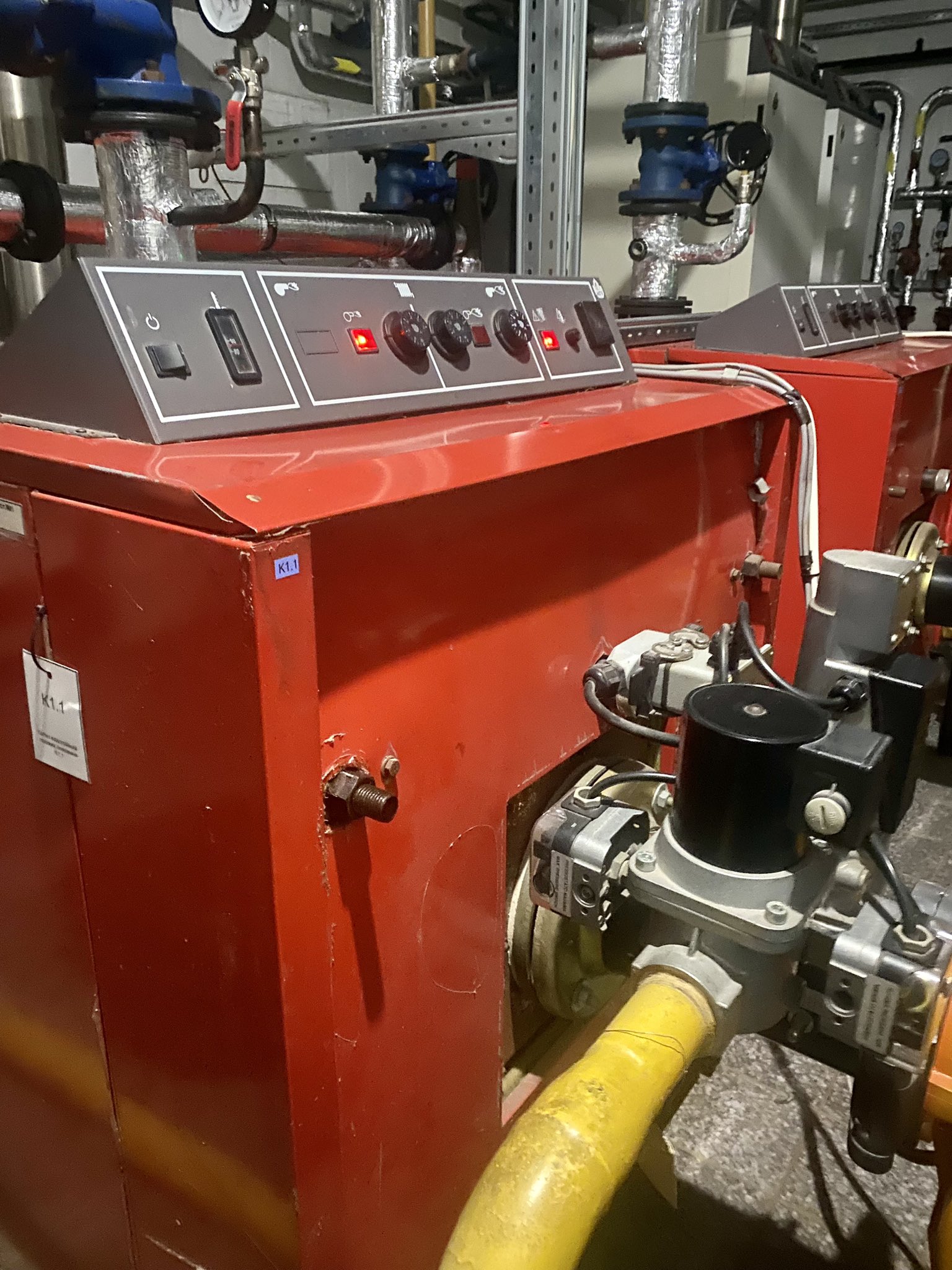 Professionalization course for business faculty, cold Kyiv with electricity