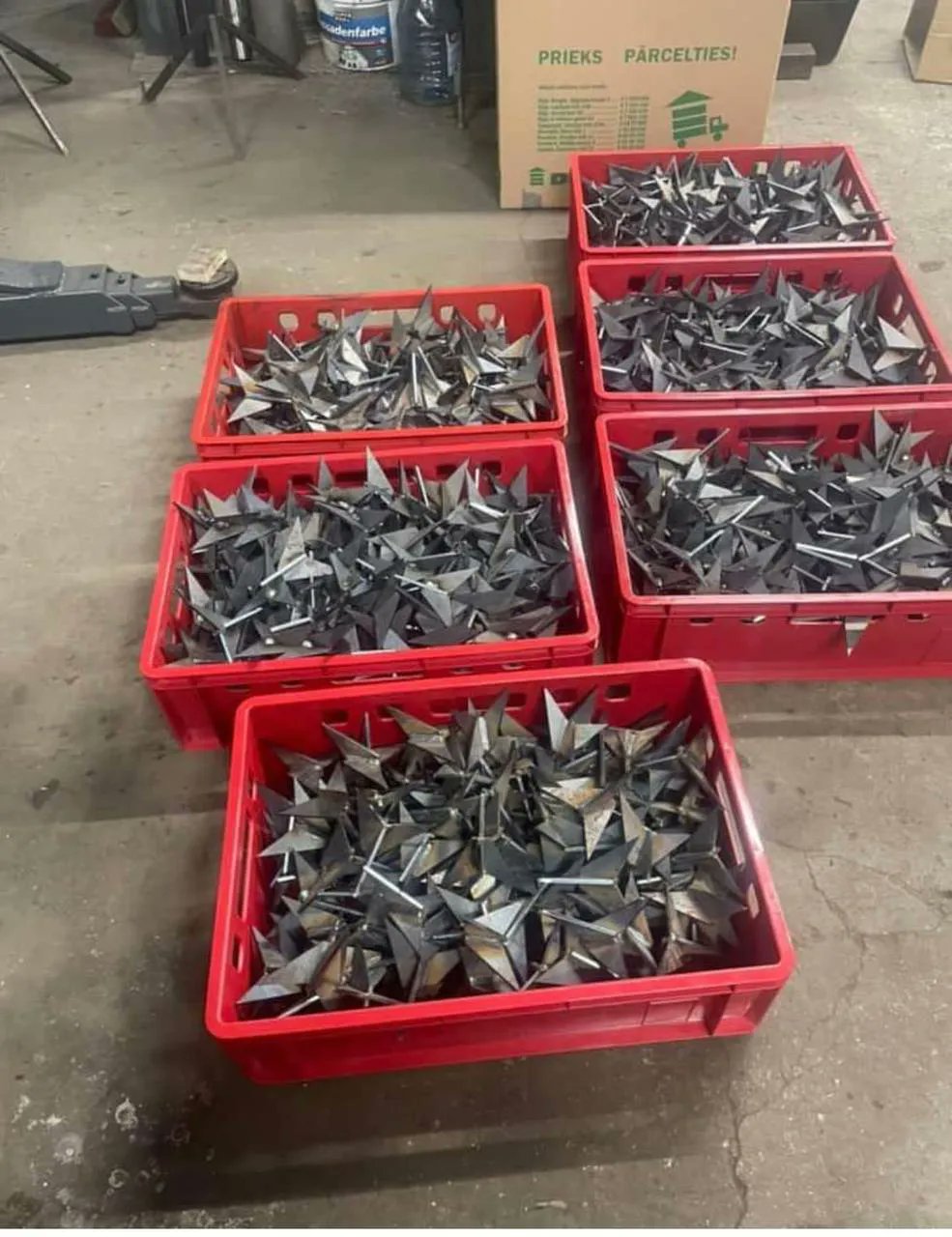 Latvian volunteers send anti-tank devices to Ukraine